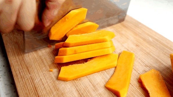  肉夹馍|这种南瓜千层饼，在家就能做，口感独特，馅料丰富，比肉夹馍还香