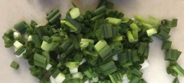 小吃|90后夫妻在英国卖“国产小吃”,每天排长队,老外:晚了吃不到