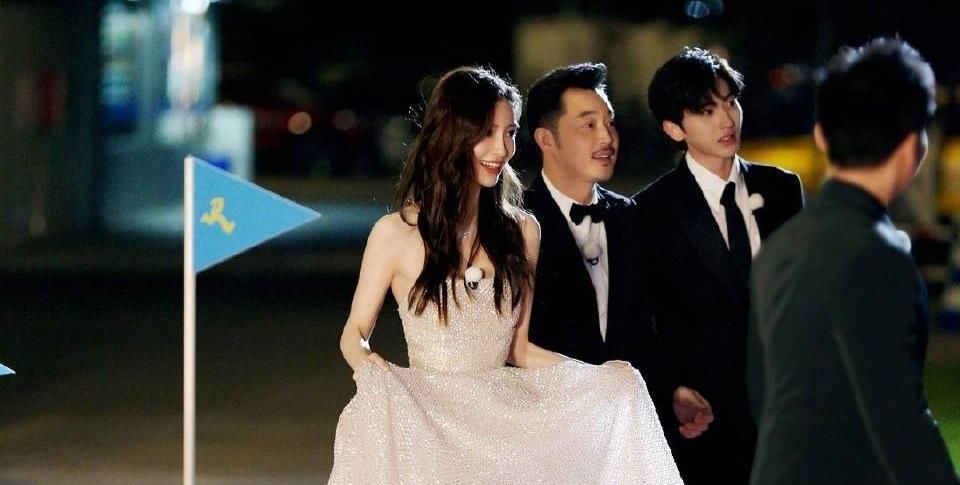  蔡徐坤|您的“蔡小葵”已上线，暖心为baby提裙子第一期的神秘嘉宾曝出