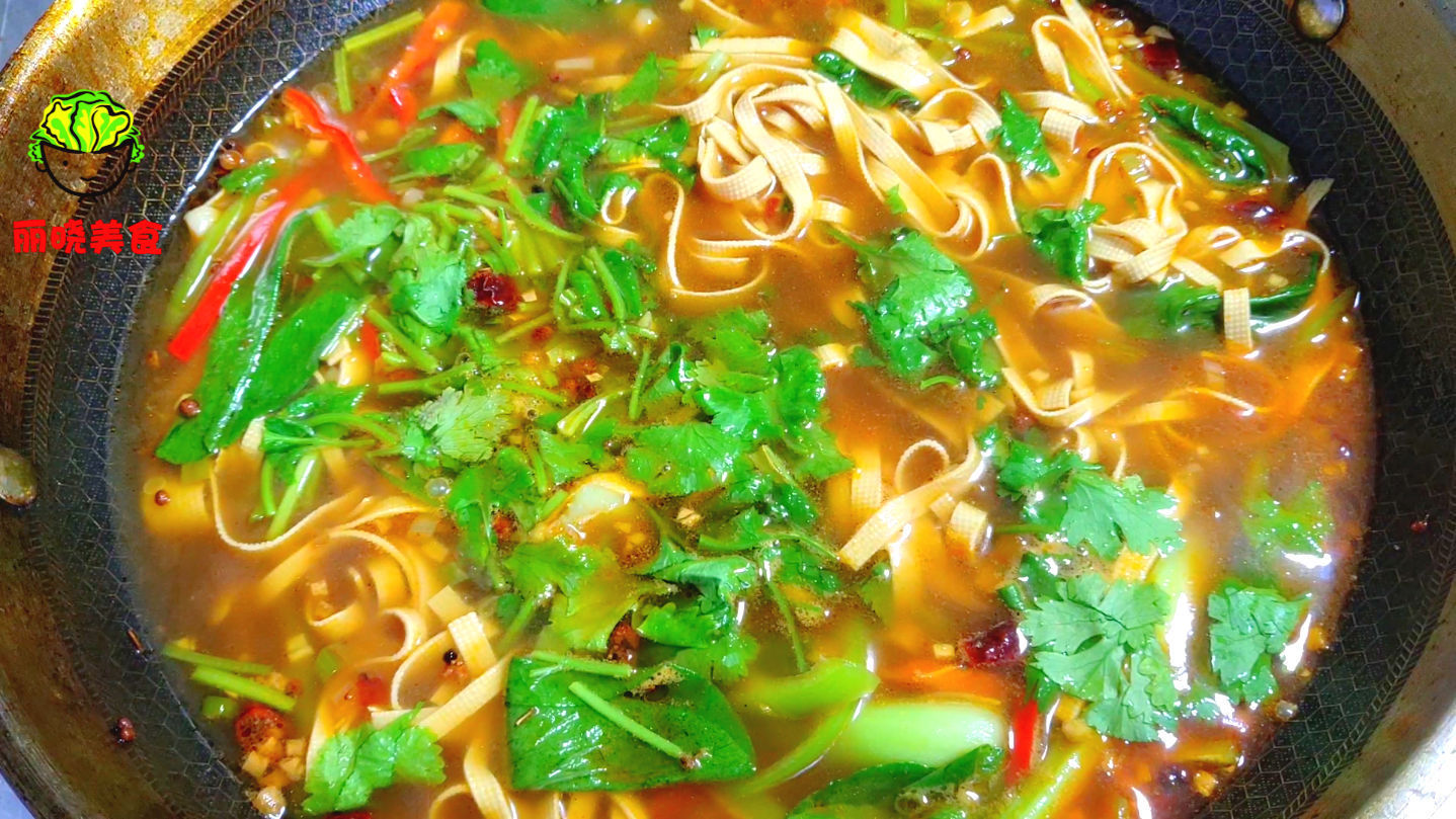 豆腐皮|豆腐皮别炒菜了,教你好吃做法,我家一周吃5次,真的是太解馋了