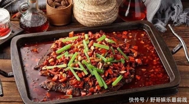 烤鱼|日本最残忍的“烤鱼”,制作过程看着都疼,网友:真香!