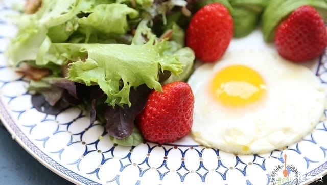 适合|最适合白领的早餐,简单花上几分钟,就可以充分享受小资般的生活