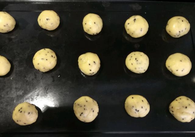  面团|小仙女版麻薯面包，免发酵揉一揉烤一烤，空心软糯超Q弹