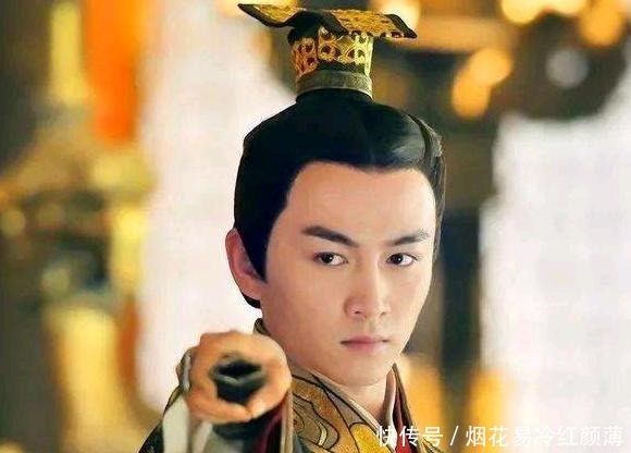 同伴|乱兵正要侮辱貌美女子，一人为独占杀光同伴，最终他竟然成为皇帝