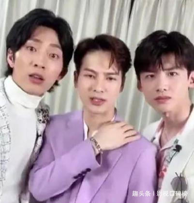  和郭麒麟|看过《拜托了冰箱》，给井柏然的朋友圈跪了！这交际能力堪比何炅