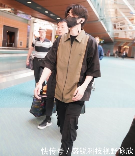 粉丝|王境泽原来是蔡徐坤的粉丝!