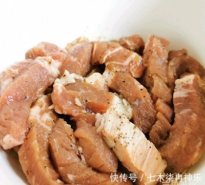  1勺|家庭版三汁焖锅的做法