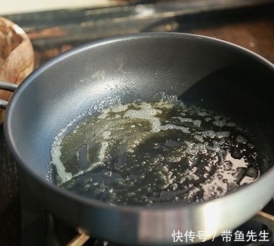  鱼法|香煎三文鱼饼 #非常规创意吃鱼法#