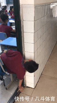  gif|搞笑gif：为了藏5元私房钱，又逼疯了一个