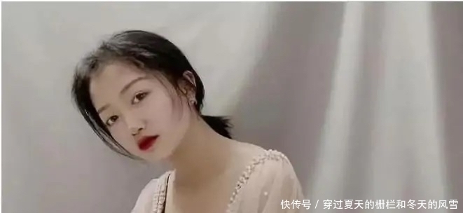 成网|《变形计》的漂亮妹妹梁小友成网红,因父亲生病辍学挣钱,却被网友批评想红