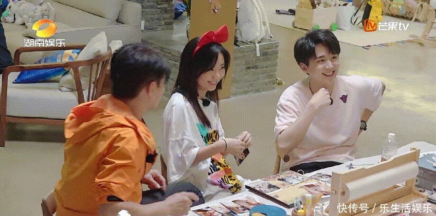 朱正廷|朱正廷和郑爽参加情感观察真人秀,会像吴亦凡一样被郑爽“撩”吗