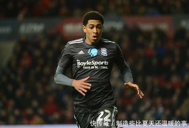 球迷|从7500镑到年薪300万,多特抢走17岁天才中场!曼联球迷很气愤