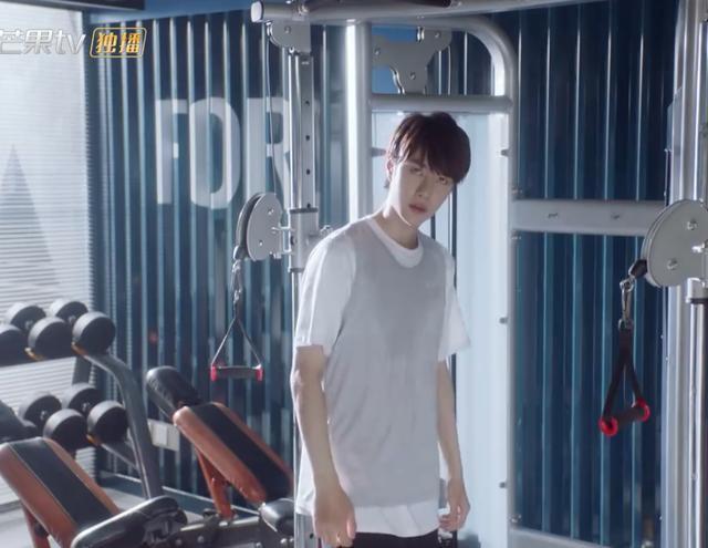  木讷|究竟谁在捧王一博演技如此木讷，居然还能演电视剧男一号