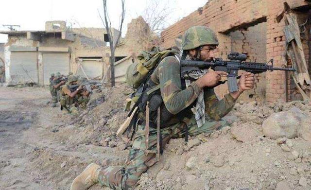 幸灾乐祸|印巴边境冲突持续加剧,此时巴铁后方却遭到攻击,印度却幸灾乐祸