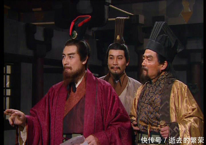 评价|孙权曾让刘备评价周瑜,后者谈笑间说一番话,次年周瑜便蹊跷身亡