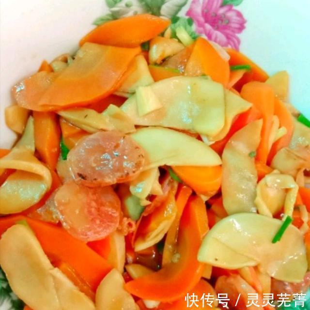 杏鲍菇|腊肠炒鲍菇,只要简单几步就浓香开胃