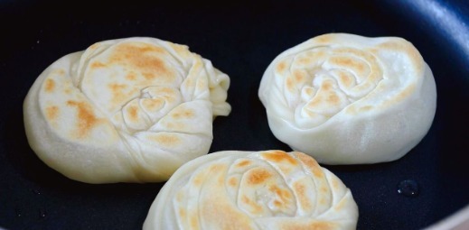 气泡|不用发面,不用烫面,教你做气泡饼,个个鼓大泡,放凉了也不硬