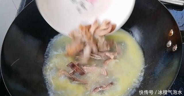 淮扬|厨师淮扬教你如何用白水果做猪肚,美味可口,擦洗是关键