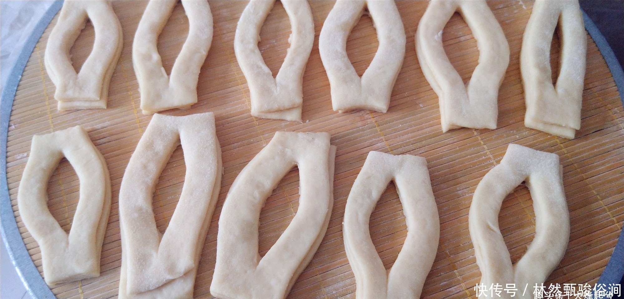 黄豆|1把黄豆2个鸡蛋,做成早餐,比包子简单,比油条好吃,越嚼越香