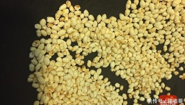 养生|早餐的最爱不是豆浆油条,而是这碗黑漆漆的东西,常吃养生还乌发