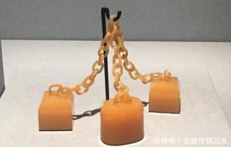 辫子|实拍溥仪遗物:玩过的蛐蛐罐依旧保存,使用的餐具做工精美!