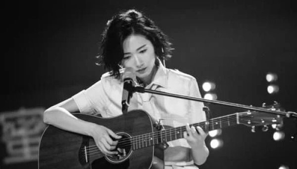 节目|为啥大家都喜欢万茜?当得知许飞也来参加节目后,下意识的三个字大快人心!