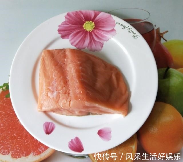 三文鱼片|鲜香可口，香煎三文鱼