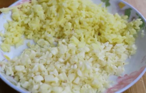 白菜|妈妈太厉害了,用鸡蛋和白菜搭配做美食,好吃营养色香味俱全