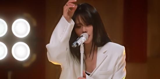 阵容|继吉克隽逸后《歌手》再次放大招,在线阵容连续淘汰两人几成定局