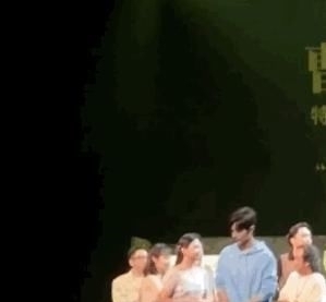 现场|《人民文娱》发布现场花絮, 肖战惊鸿一面, 大合照靠边站