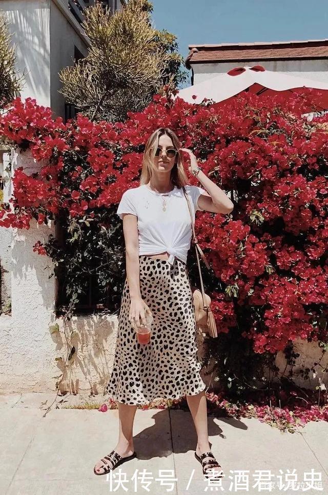  吊带衫|这5件夏日必备上衣，太好穿了！