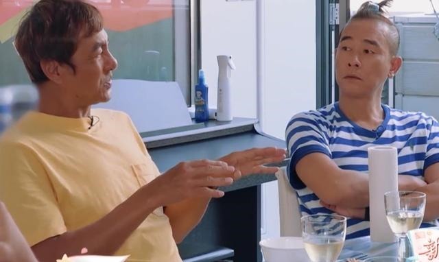 观念|应采儿称儿子情商是被陈小春练的,教科书级二胎观念灌输有点厉害