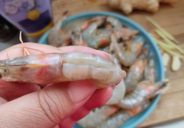  中餐厅|《中餐厅》中黄晓明最拿手的茄汁大虾，做起来非常简单又好吃