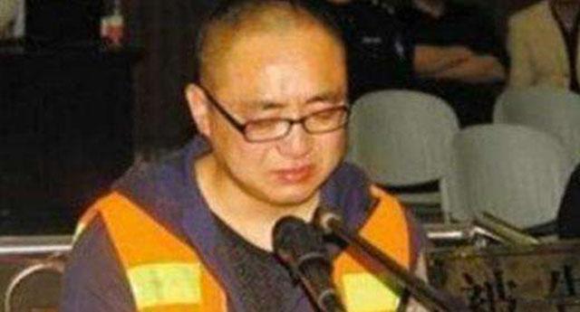  力天佑|杀人犯畏罪潜逃，拍照不露正脸，16年后成高僧，被抓时搜出70万