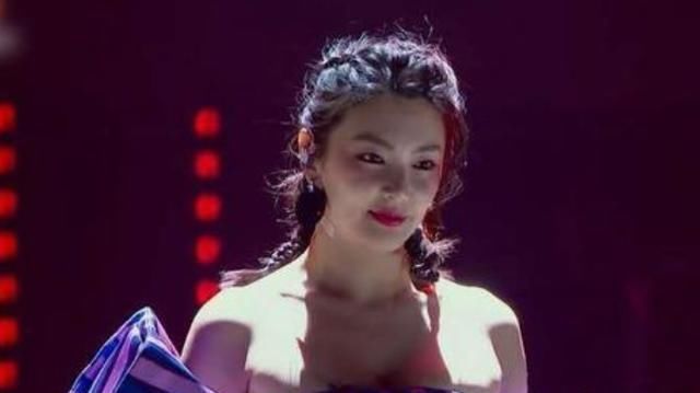  职场|《乘风破浪的姐姐》：职场高手张雨绮，教李斯丹妮要学会向公司要