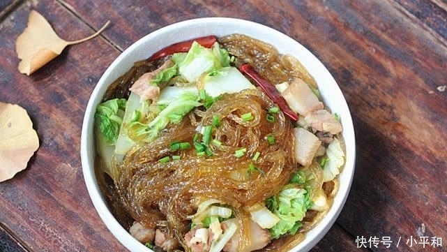 大白菜|冬天, 这菜人人爱, 2块钱一大碗, 每天炖一锅, 百吃不厌