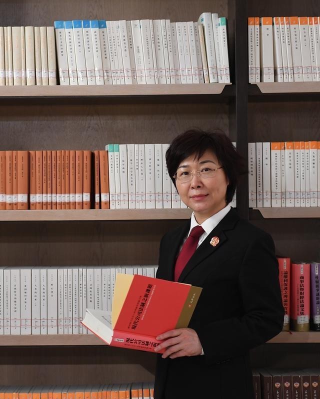 藏不住|藏不住了！法院人的军姿飒爽！