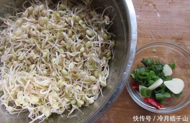 营养|绿豆芽这样发3天就能吃,简单一炒鲜美下饭又营养,全家喜欢吃