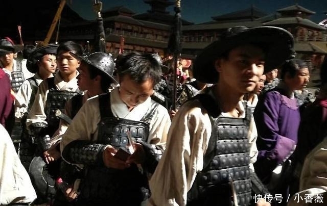  影视拍摄|横店20万临时演员现状：光棍的世界，懒汉的天堂，疯子的乐园