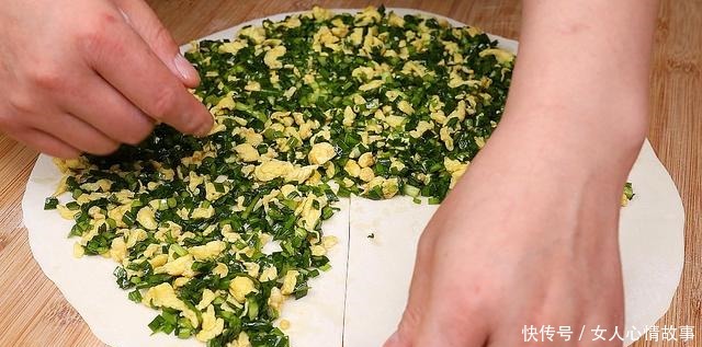 妈妈|全职妈妈早上忙碌1小时,搞定1家4口人早餐,有粥有饼,吃美了