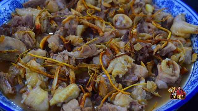  五指毛桃|我家鸡肉从不炒着吃，加1把树根，不炖不煮不红烧，上桌就扫光