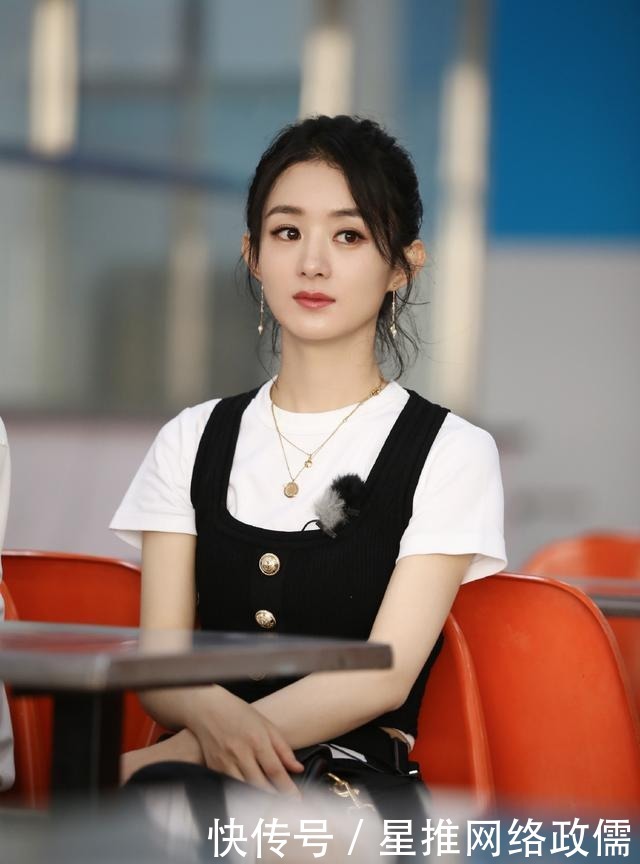  相关|赵丽颖《中餐厅》第11期相关物料送达 小赵经理暖心制作爱心餐