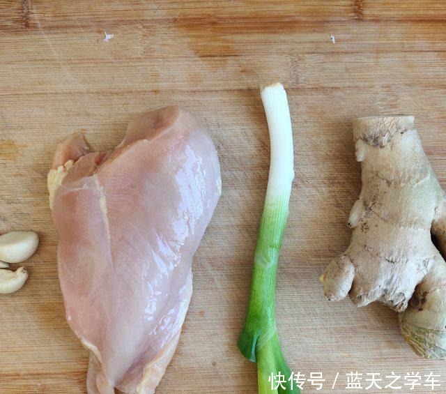  香辣|凉拌麻辣鸡丝，香辣爽口，超开胃