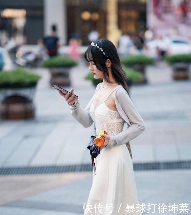  清爽|街拍：跟这海风一样，清爽甜腻