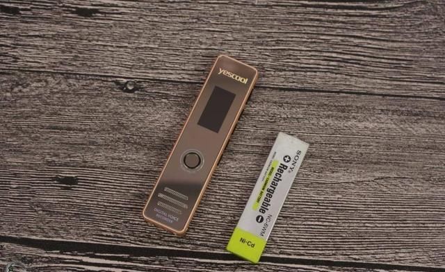 垃圾|比索尼便宜十几倍，这种白菜价录音笔好用吗？网友：简直是垃圾