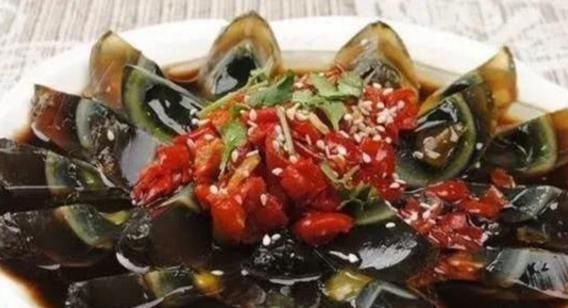 国人|中国“最尴尬”的5种美食,国人吃不够,外国人给钱也不吃