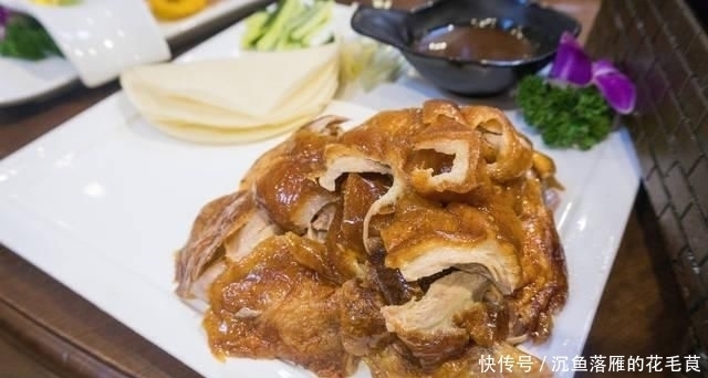 味道|和媳妇回农村老家,叔叔请客吃大餐,30道菜霸气桌子摆不下