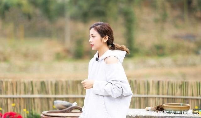  照顾|黄磊太严格不近人情可他却在默默的照顾这位女艺人