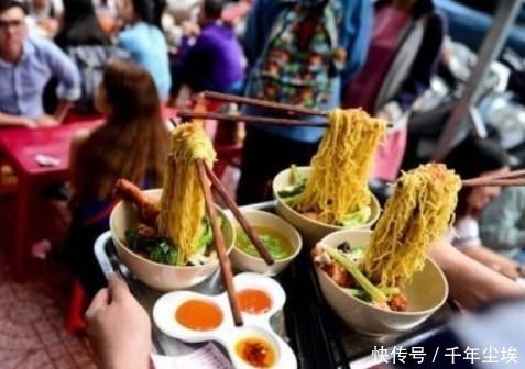 生意|一家面馆生意十分火爆,却不光是面好吃,主要是因“悬空”的筷子