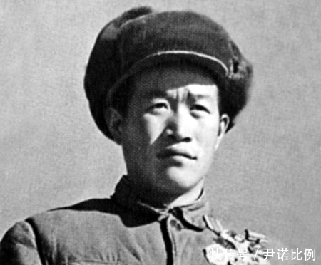 白虎团团部|他是《奇袭白虎团》严伟才的原型,打出了一场经典的偷袭战